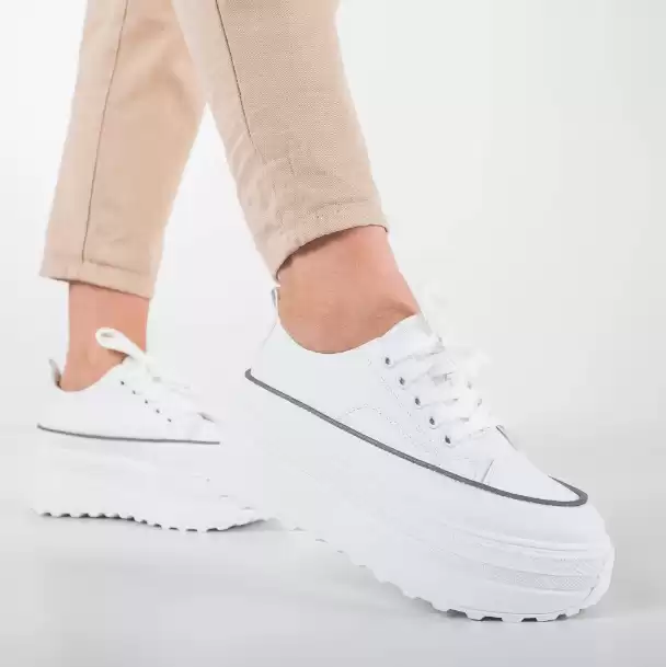 Sneakersi albi cu talpa groasa moderni