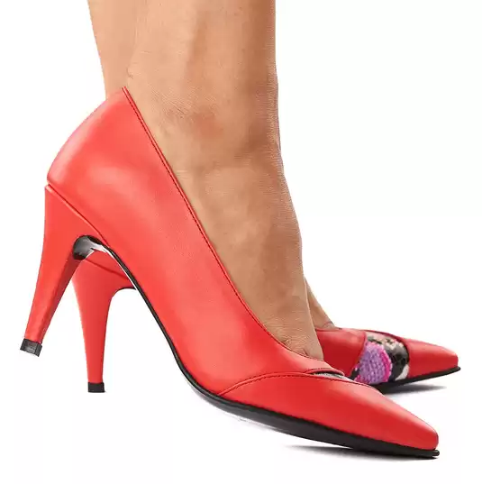 Pantofi rosii eleganti din piele